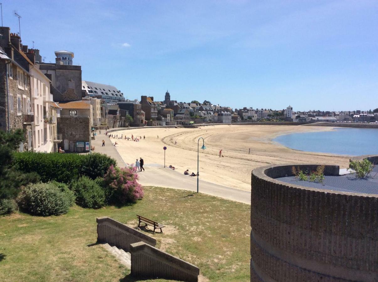 Le Dauphine 20M De La Plage Saint-Malo Eksteriør bilde
