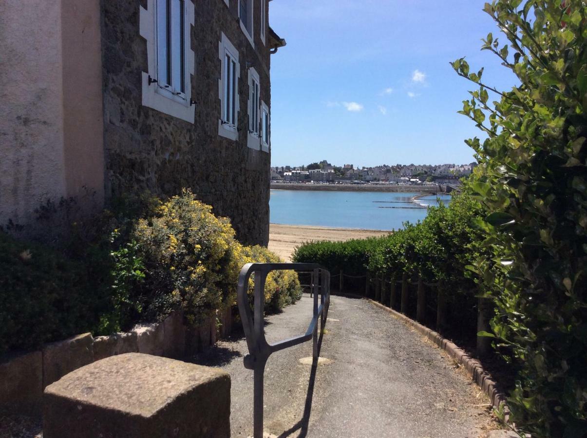Le Dauphine 20M De La Plage Saint-Malo Eksteriør bilde